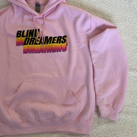 Gildan heavy blend pink hoodie - Picture 3 of 4